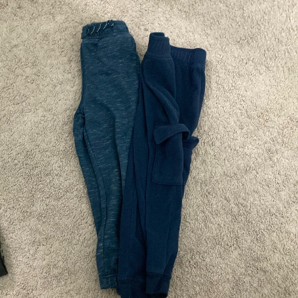 5t sweatpants.